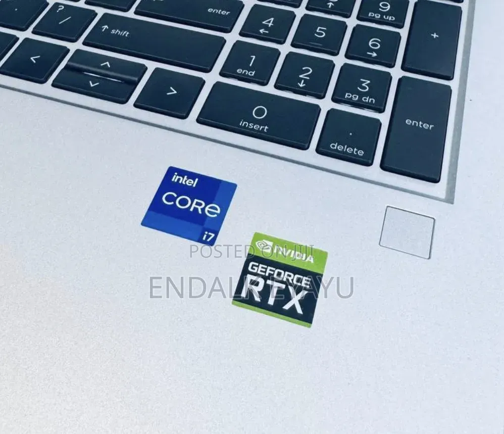 New Laptop HP 16GB Intel Core i7 SSD 1T