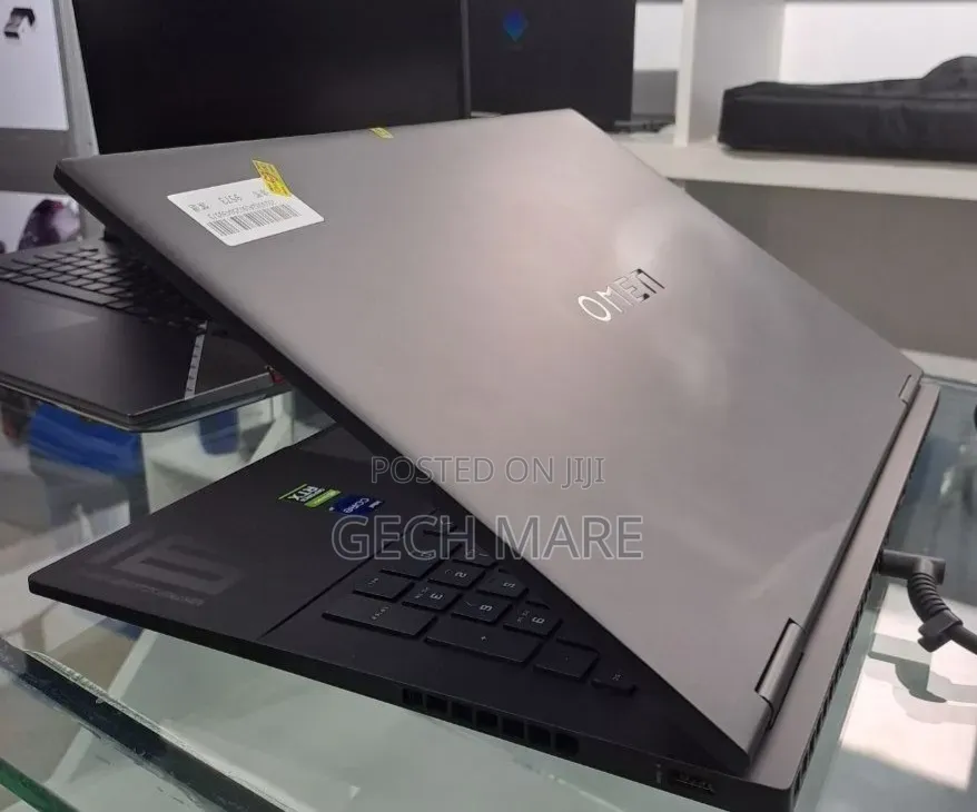 New Laptop HP Omen 15 16GB Intel Core i9 SSD 1T