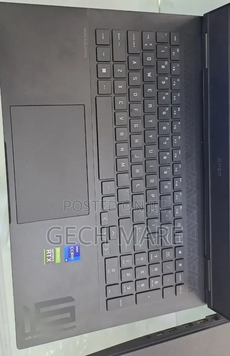 New Laptop HP Omen 15 16GB Intel Core i9 SSD 1T