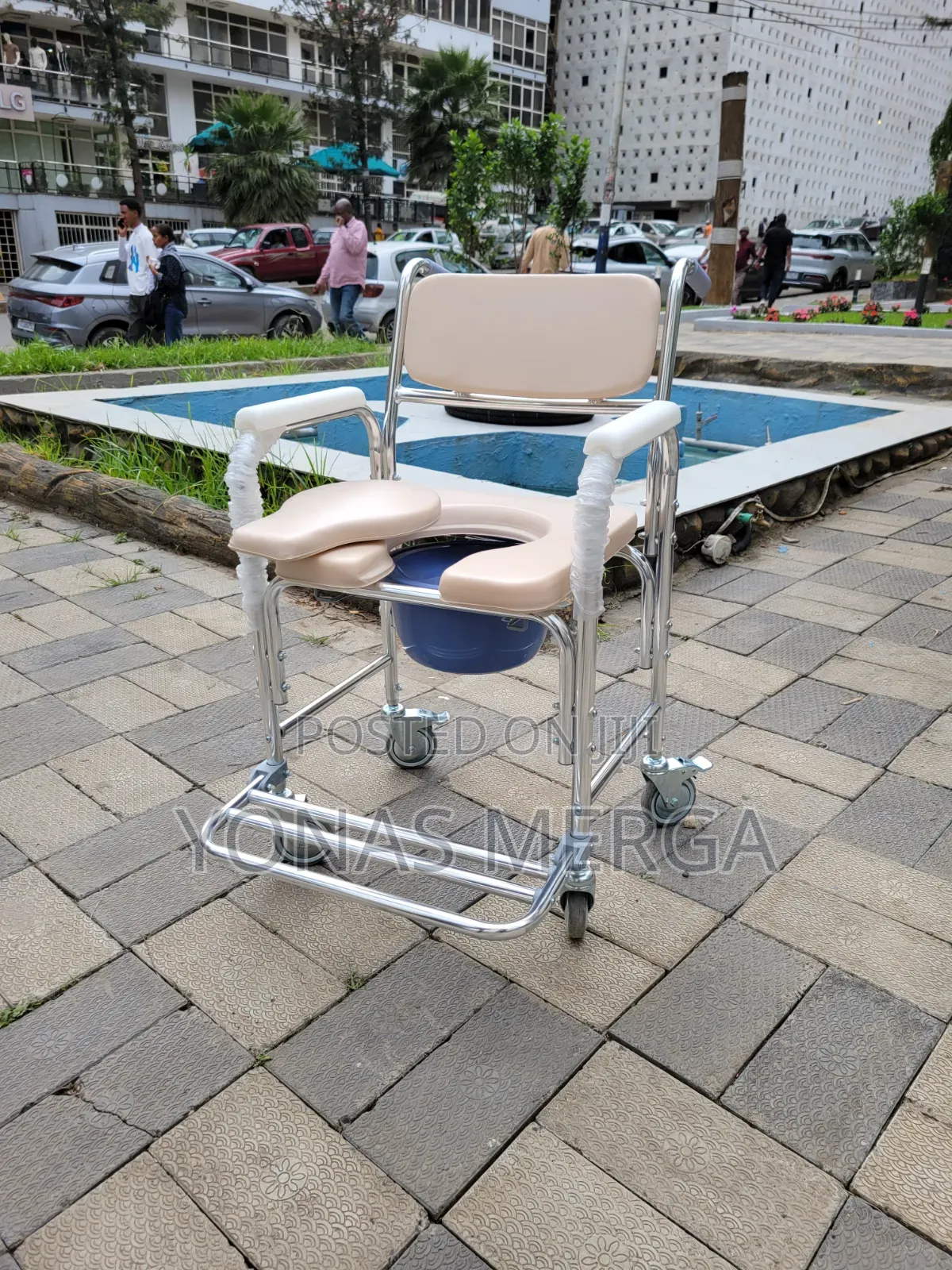 Bedside Commode, a Shower Chair𩓙‱Mobile Chair, 2 Lockable Mute Wheels