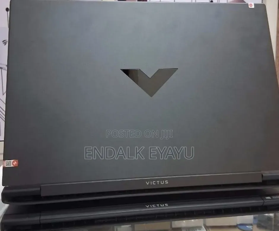 New Laptop HP Victus 15 16GB Intel Core i7 SSD 512GB
