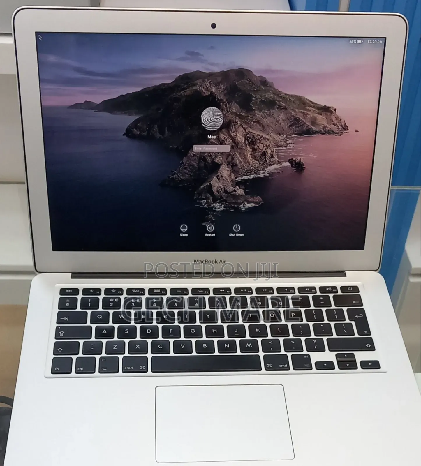 New Laptop Apple MacBook Air 2012 4GB Intel Core i5 SSD 128GB