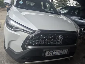 Toyota Corolla Cross 2022 White