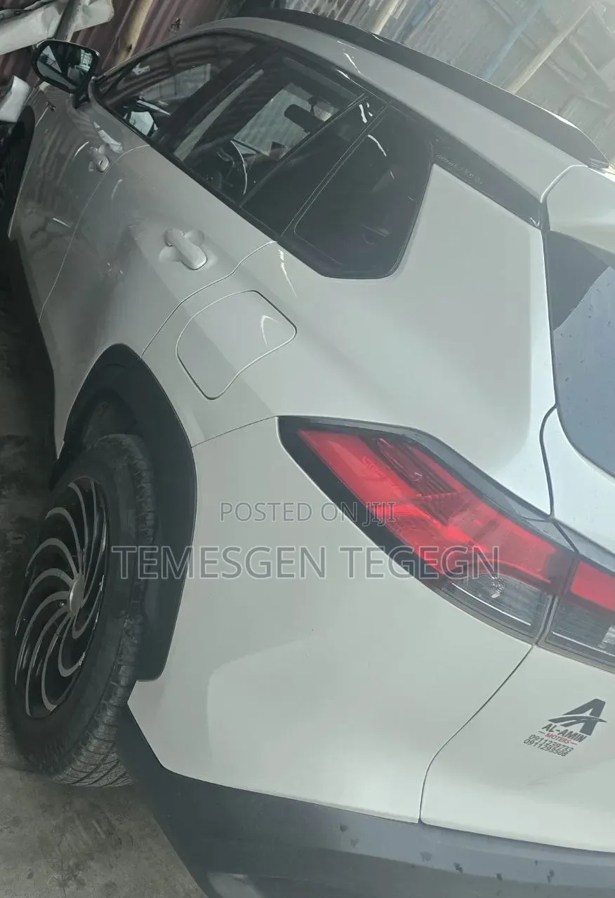 Toyota Corolla Cross 2022 White