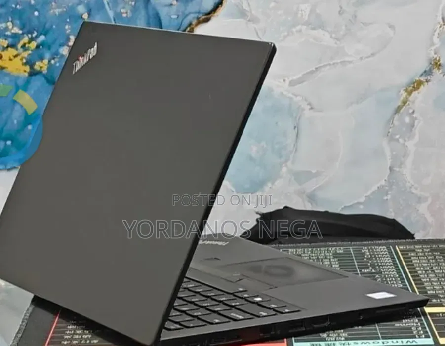 New Laptop Lenovo ThinkPad T480s 8GB Intel Core i7 SSD 256GB