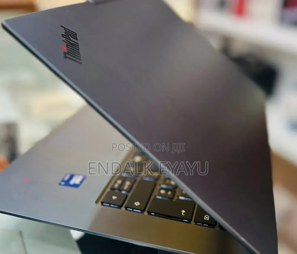 New Laptop Lenovo 32GB Intel Core Ultra 7 SSD 1T