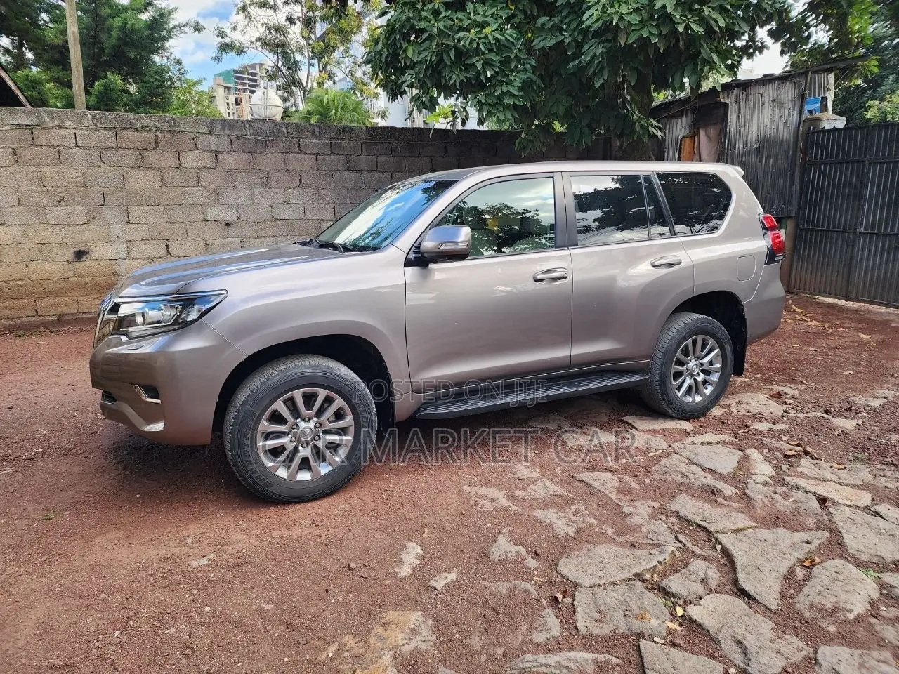 Toyota Land Cruiser Prado 3.0 172hp 2021 Gold