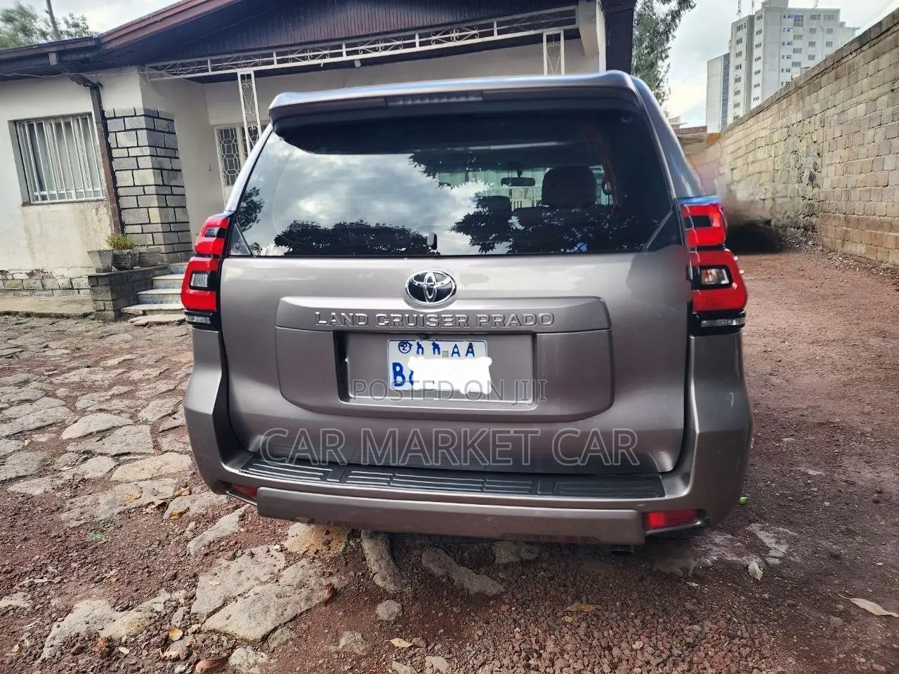 Toyota Land Cruiser Prado 3.0 172hp 2021 Gold