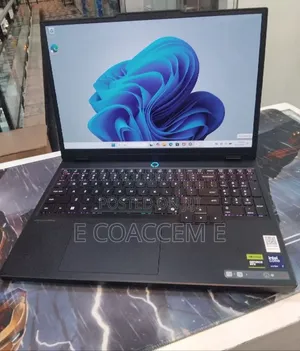 New Laptop Lenovo Legion 5 32GB Intel Core Ultra 7 SSD 1T