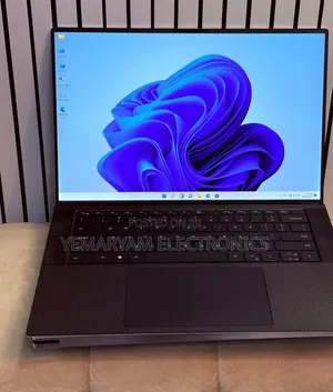 New Laptop Dell XPS 15 16GB Intel Core i7 SSD 512GB