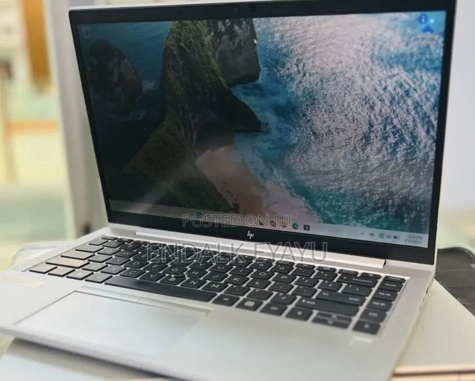 New Laptop HP EliteBook 845 G8 16GB AMD Ryzen 7 SSD 512GB