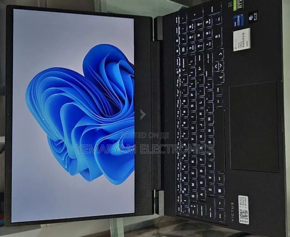 New Laptop HP Victus 15 16GB Intel Core i7 SSD 512GB