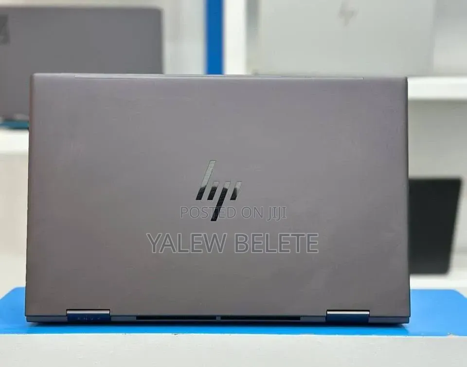 New Laptop HP Envy x360 8GB AMD Ryzen 5 SSD 1T