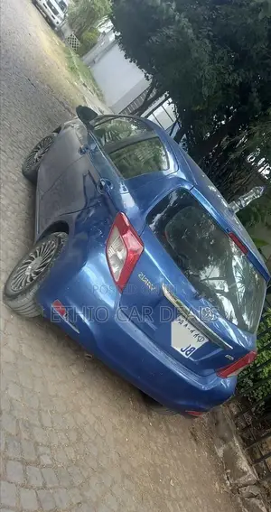 Toyota Yaris 2012 Blue