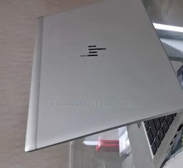 New Laptop HP EliteBook 845 G7 16GB AMD Ryzen 7 SSD 512GB