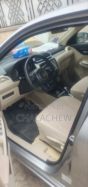 Suzuki RE 2021 Silver