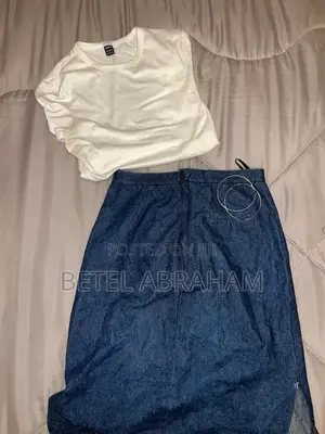 Thrifted Clothes (Bonda)