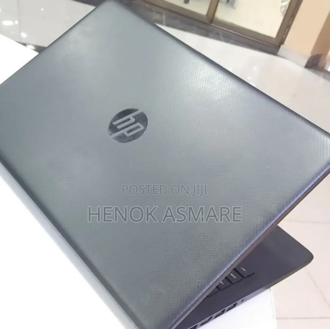 New Laptop HP Stream Notebook 8GB Intel Core i7 HDD 1T