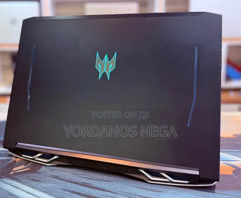 New Laptop Acer Predator Helios 300 16GB Intel Core i7 SSD 512GB