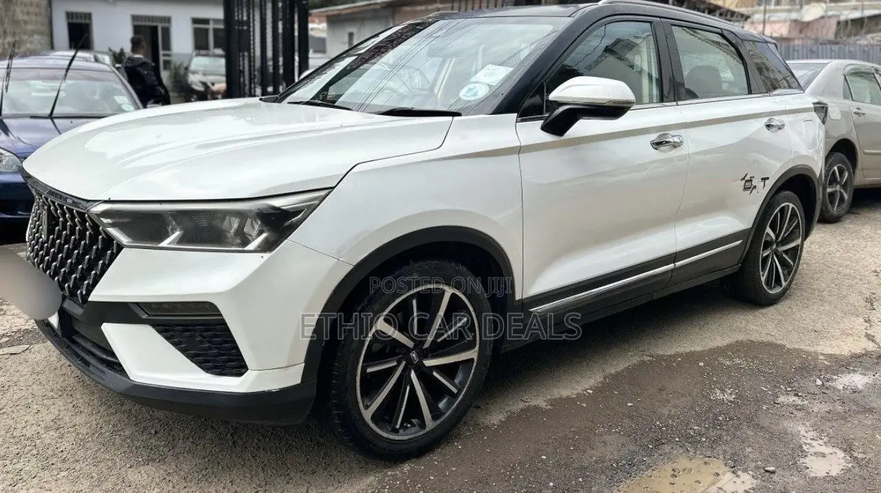 Bestune T77 1.2 FWD 2022 White
