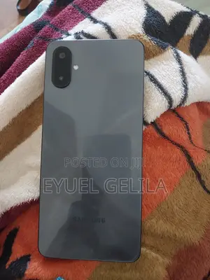 Samsung Galaxy M06 5G 128 GB Gray