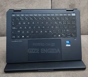 New Laptop HP OmniBook Ultra Flip 14" 32GB Intel Core Ultra 7 SSD 1T