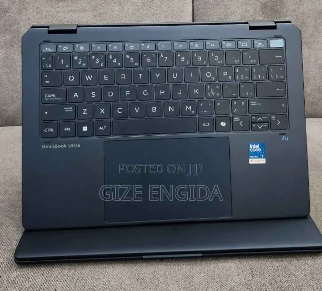 New Laptop HP OmniBook Ultra Flip 14" 32GB Intel Core Ultra 7 SSD 1T