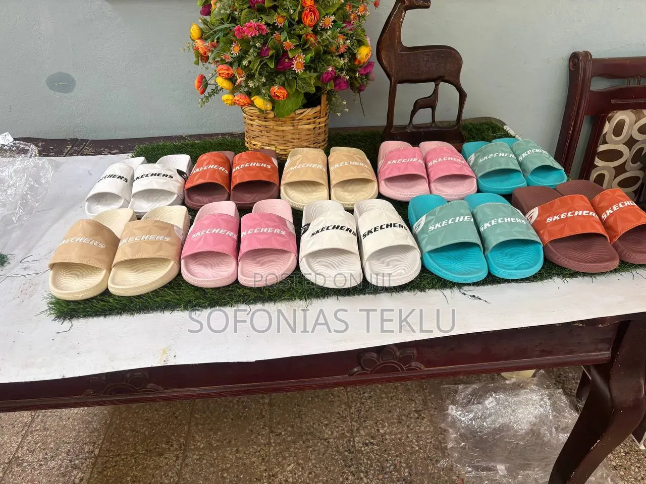 Sketchers Shoes