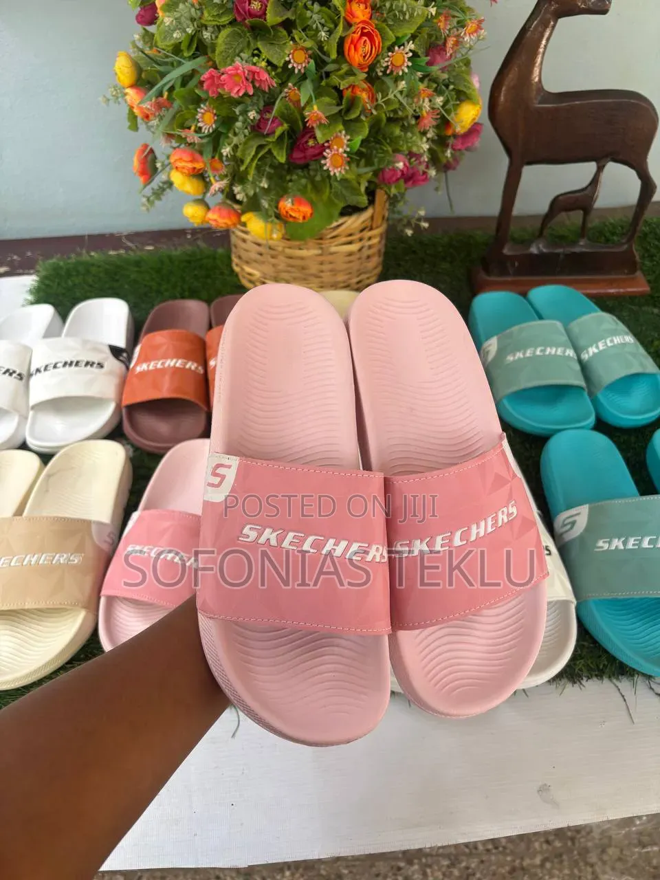 Sketchers Shoes