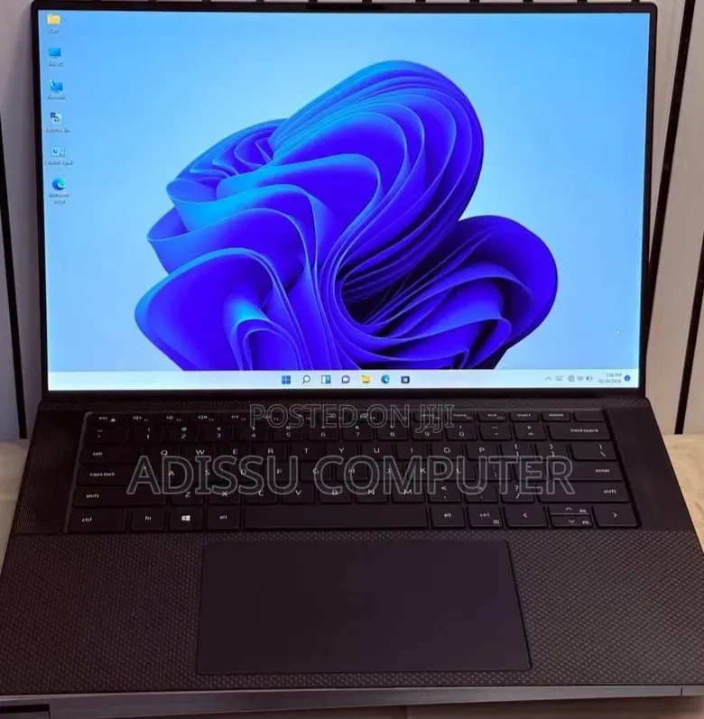 New Laptop Dell XPS 15 16GB SSD 512GB