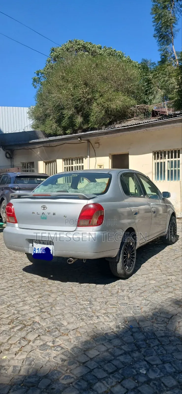 Toyota Platz 2002 Silver