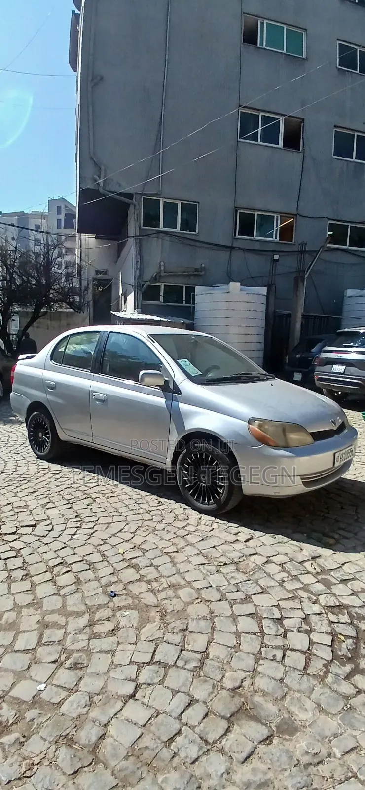 Toyota Platz 2002 Silver
