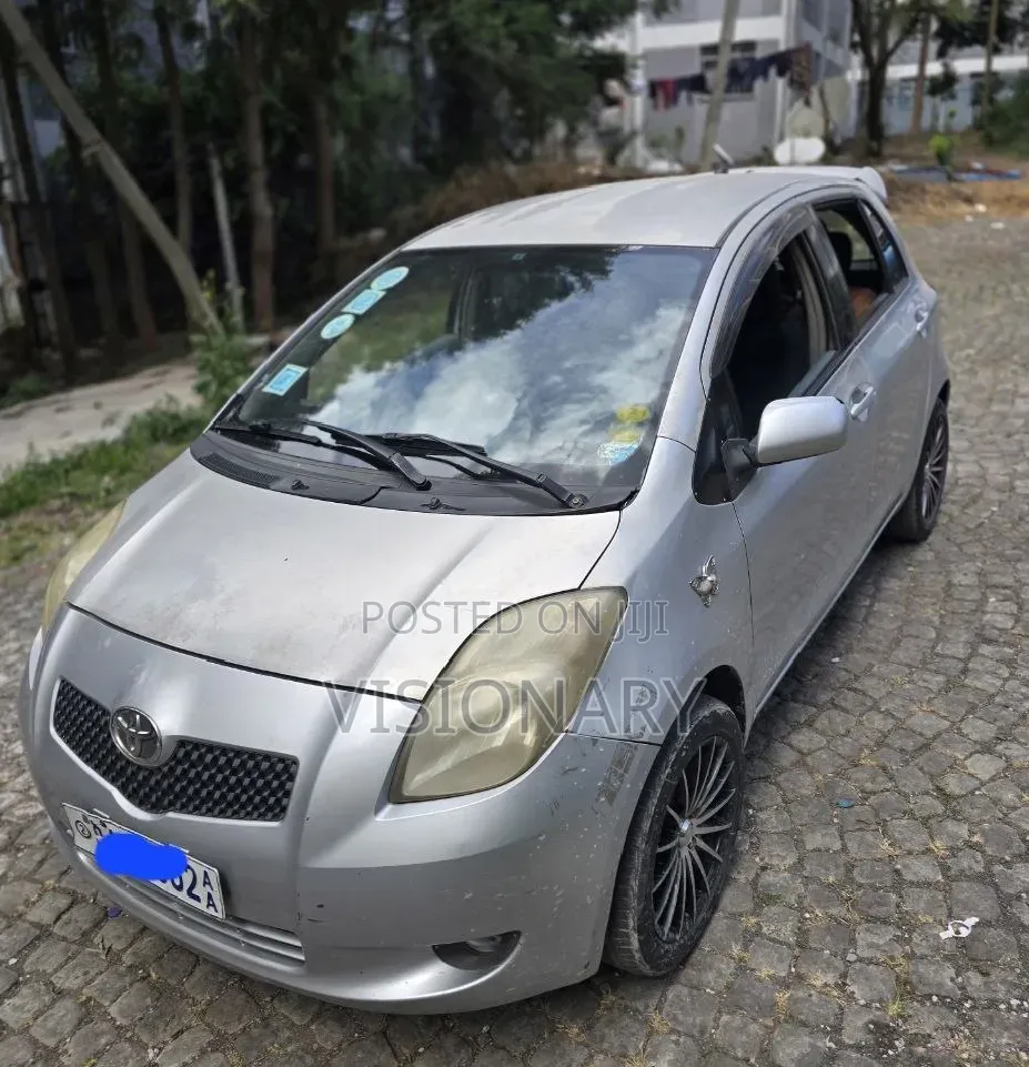 Toyota Yaris 2006 Silver