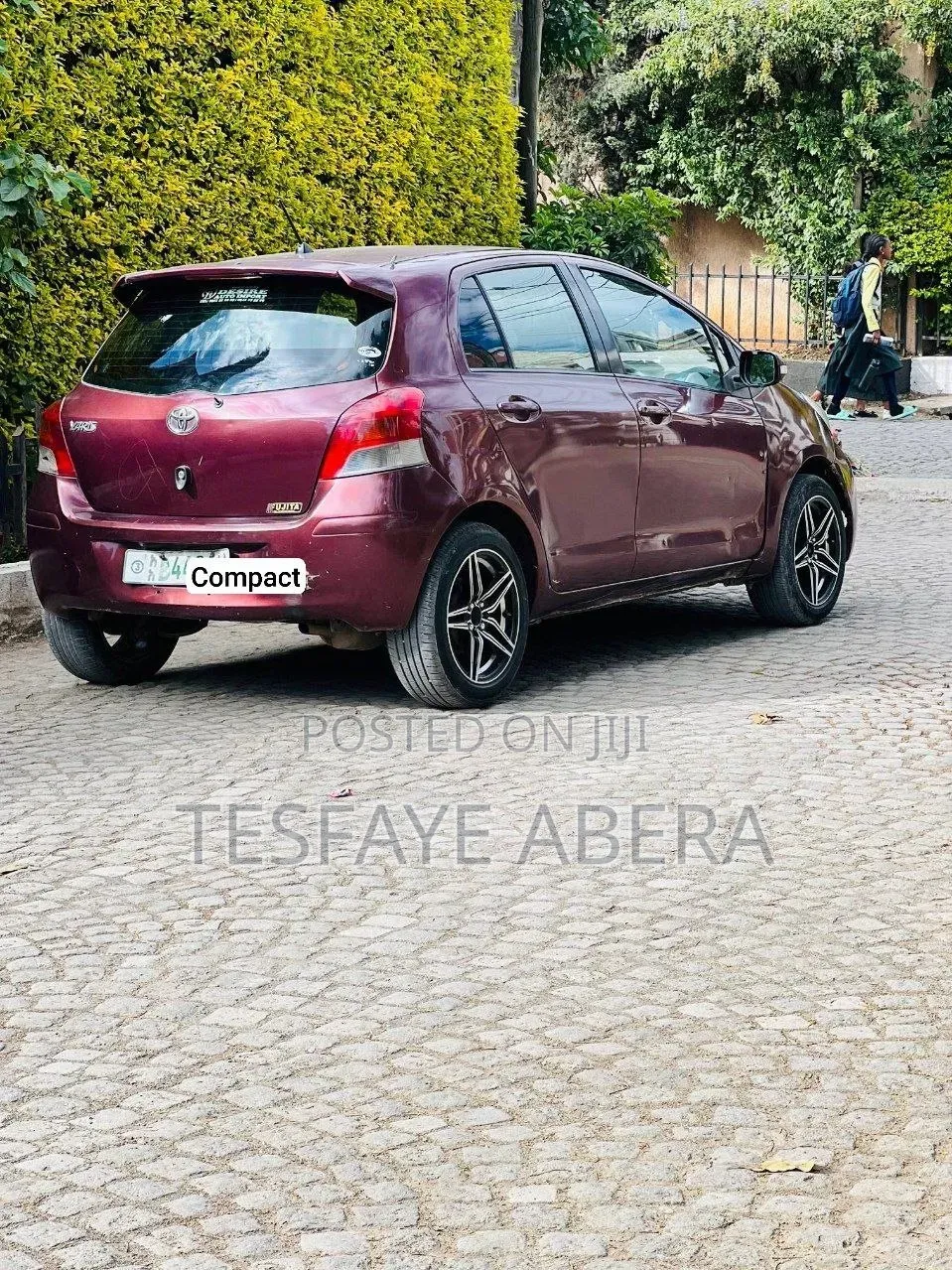 Toyota Yaris 2010 Burgundy