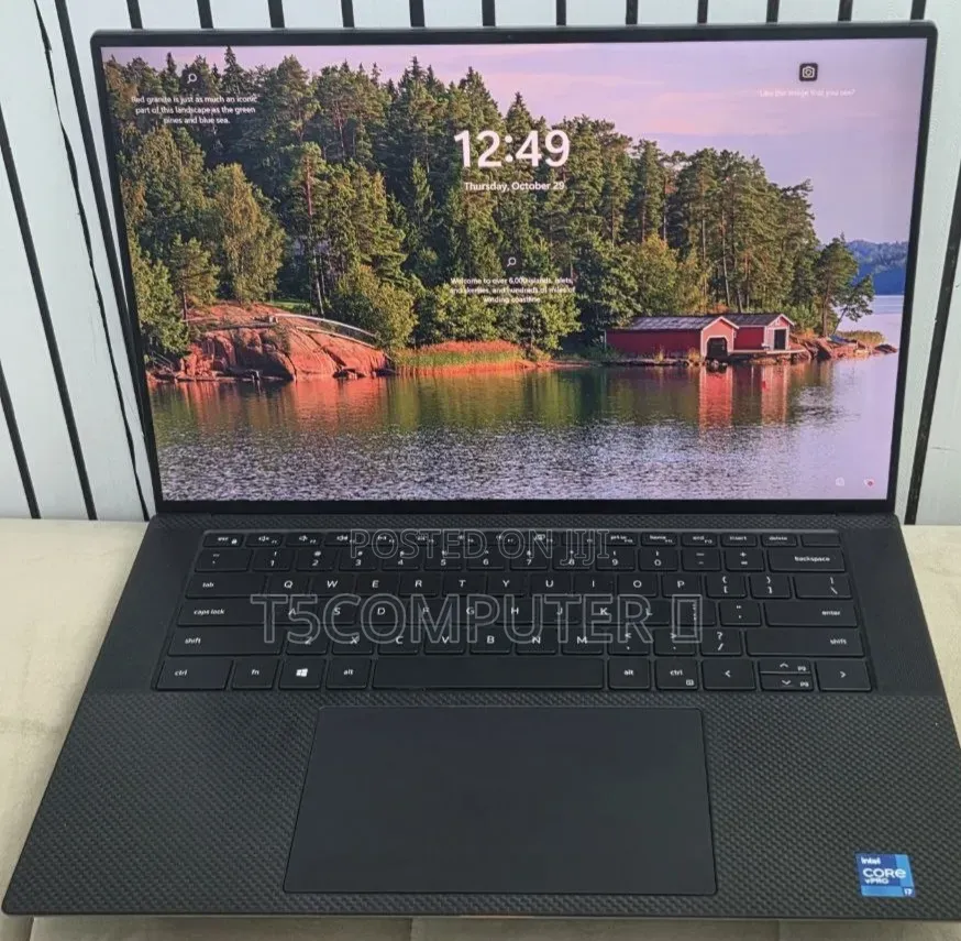 New Laptop Dell Precision 5560 16GB Intel Core i7 SSD 512GB
