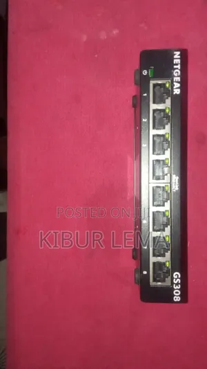NetGear Gear Network Switch 8 Ports