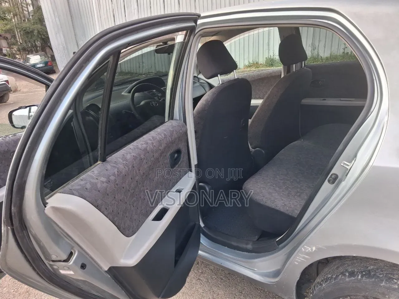 Toyota Yaris 2010 Gray