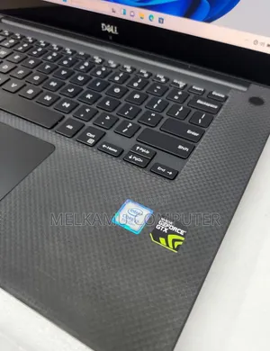 New Laptop Dell XPS 15 16GB Intel Core i7 SSD 512GB