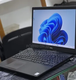 New Laptop Dell G5 16GB Intel Core i7 SSD 512GB