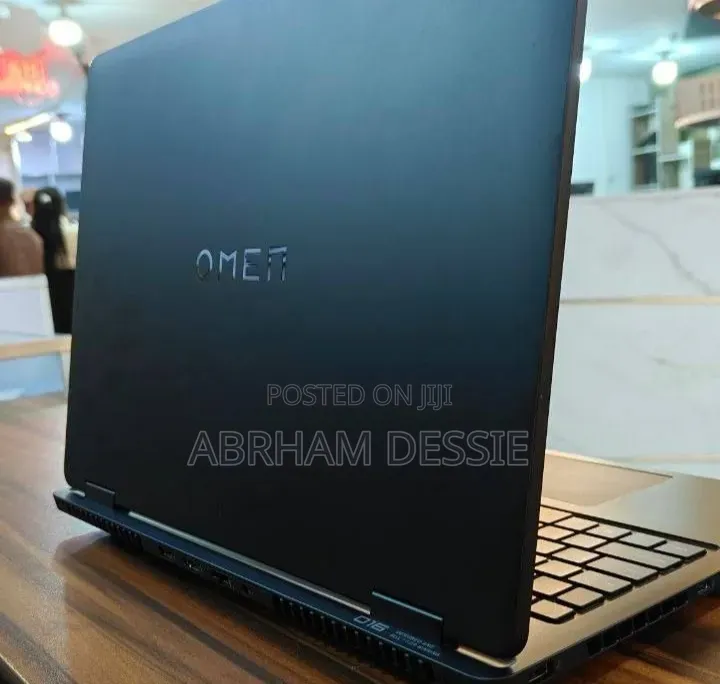 New Laptop HP 32GB AMD Ryzen 9 SSD 1T