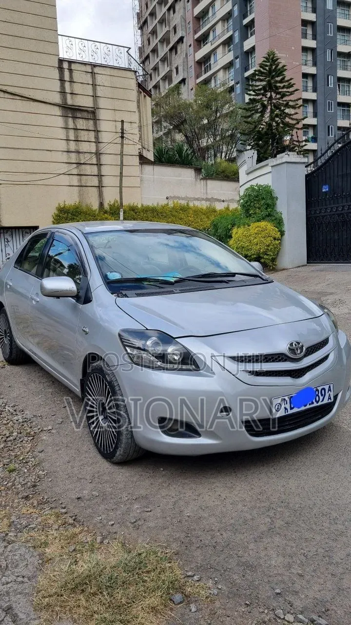 Toyota Yaris 2005 Silver
