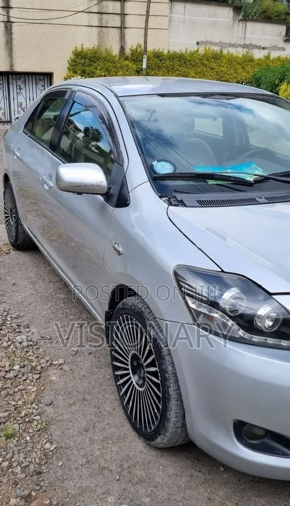 Toyota Yaris 2005 Silver