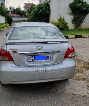 Toyota Yaris 2005 Silver