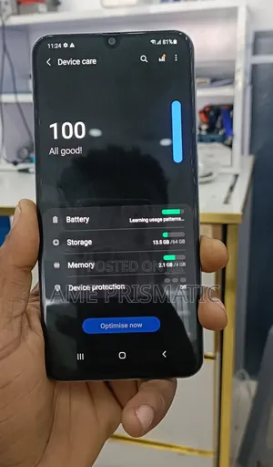 Samsung Galaxy A30 64 GB White
