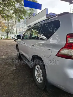 Toyota Land Cruiser Prado 2014 Silver
