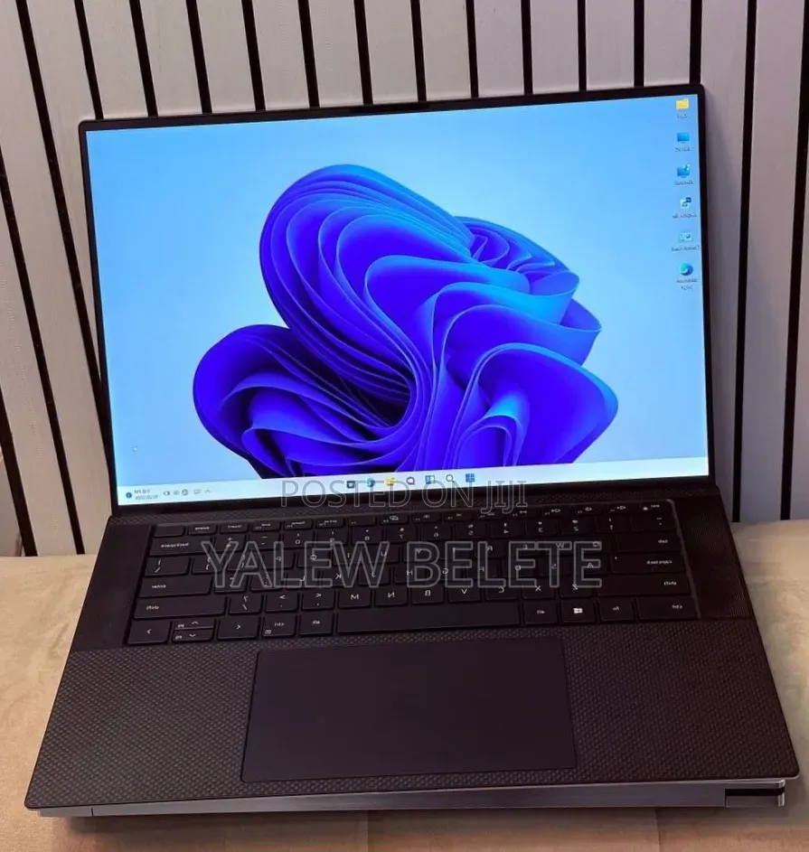 New Laptop Dell XPS 15 16GB Intel Core i7 SSD 512GB