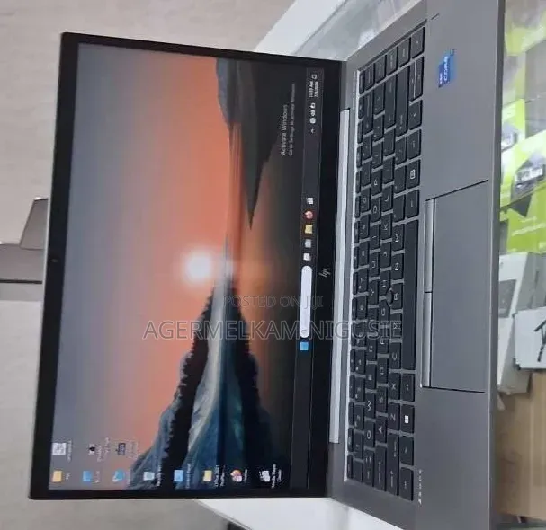 New Laptop HP ZBook Fury 15 G8 16GB Intel Core i7 SSD 512GB