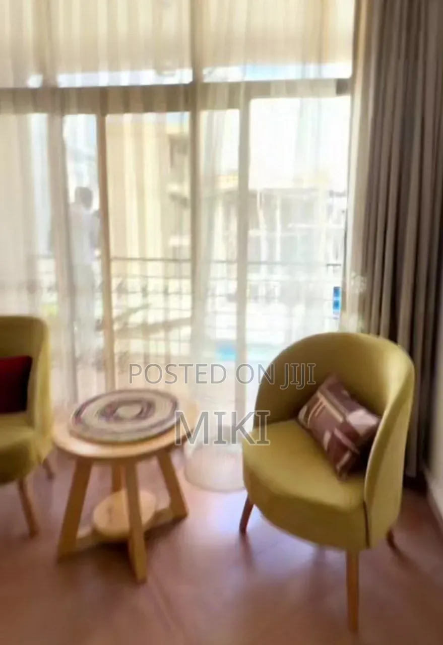 6bdrm House in Bole for sale