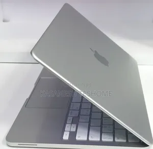 New Laptop Apple MacBook Air 2026 M5 8GB Intel Core i7 SSD 256GB