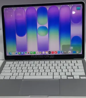 New Laptop Apple MacBook Air 2026 M5 8GB Intel Core i7 SSD 256GB